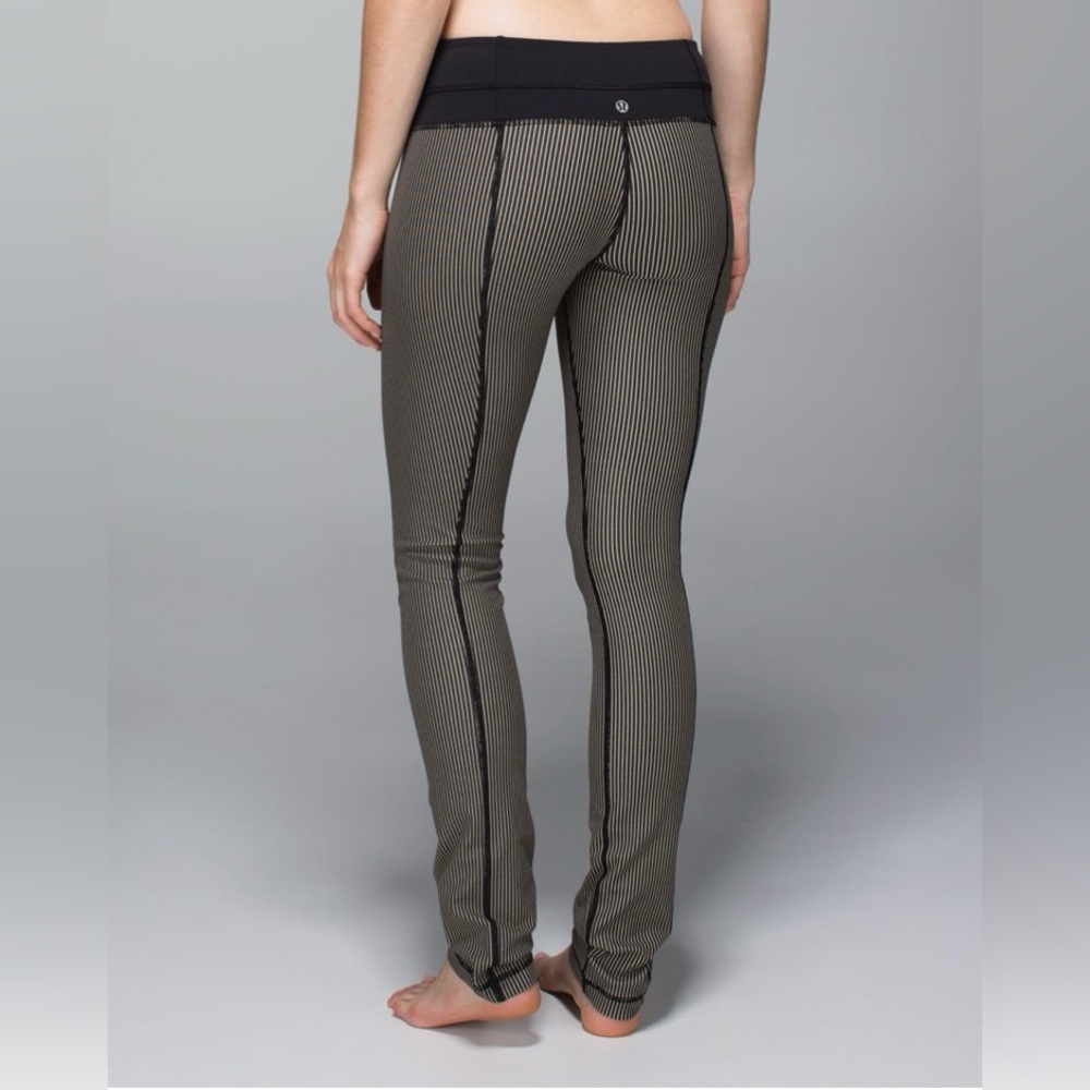 Lululemon Skinny Groove Pants